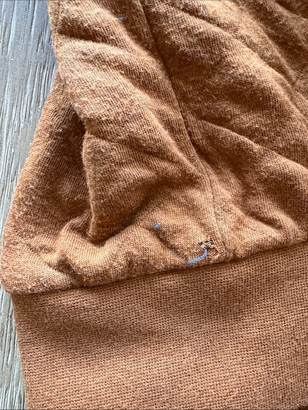 Patagonia Organic Cotton Quilted Pullover in Warm Rust with Charcoal Accents - Picture 7 of 11